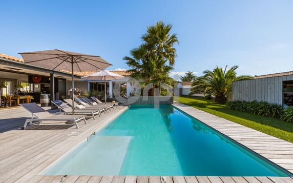 Maison à vendre    6 pièces •  Sainte-Marie-de-Ré