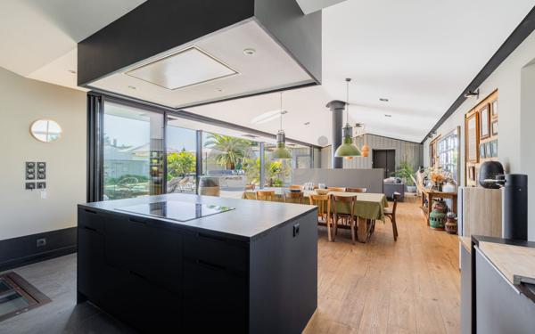 Maison à vendre    6 pièces •  Sainte-Marie-de-Ré