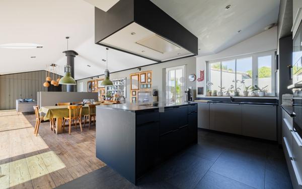 Maison à vendre    6 pièces •  Sainte-Marie-de-Ré