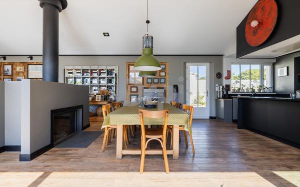 Maison à vendre    6 pièces •  Sainte-Marie-de-Ré