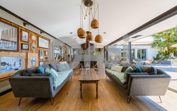 Maison à vendre    6 pièces •  Sainte-Marie-de-Ré