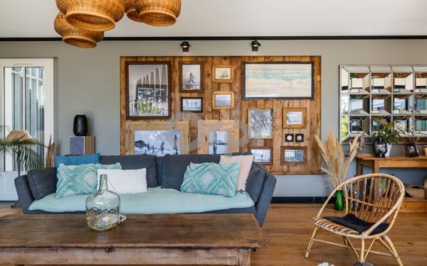 Maison à vendre    6 pièces •  Sainte-Marie-de-Ré