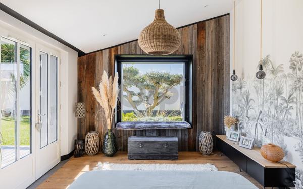 Maison à vendre    6 pièces •  Sainte-Marie-de-Ré