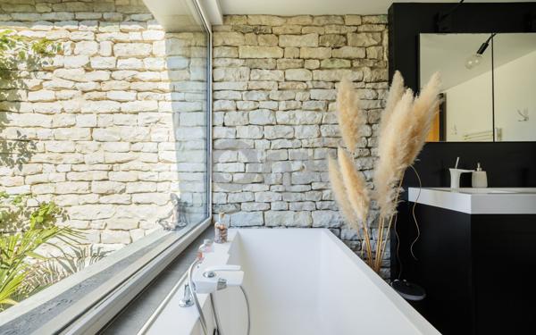 Maison à vendre    6 pièces •  Sainte-Marie-de-Ré