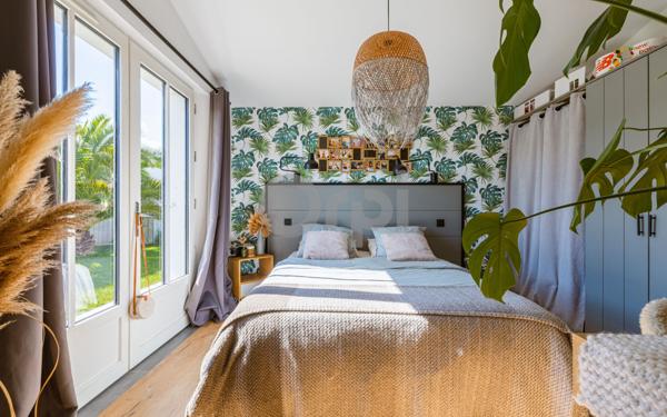 Maison à vendre    6 pièces •  Sainte-Marie-de-Ré