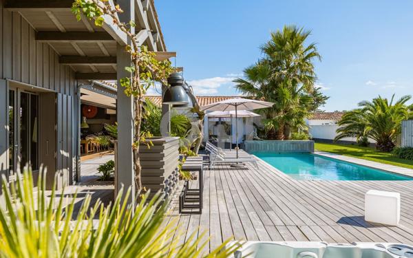 Maison à vendre    6 pièces •  Sainte-Marie-de-Ré