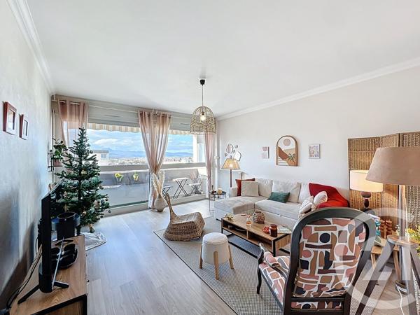 Appartement F4 à vendre  4 pièces - 105 m2 COURNON D AUVERGNE - 63