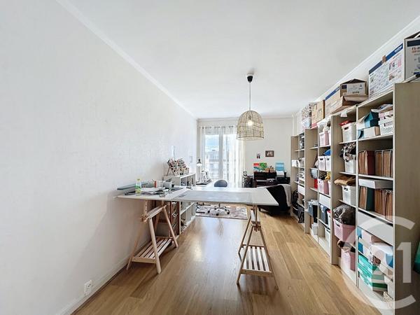 Appartement F4 à vendre  4 pièces - 105 m2 COURNON D AUVERGNE - 63