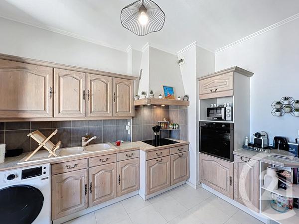 Appartement F4 à vendre  4 pièces - 105 m2 COURNON D AUVERGNE - 63