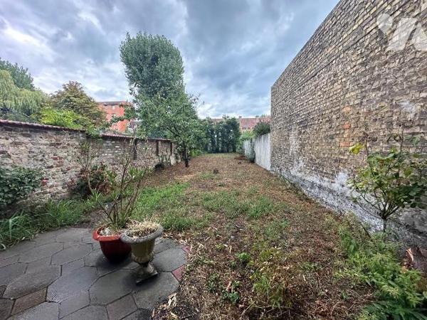 À vendre - Maison mitoyenne de type bel étage de 95.54 m² située à Rosendaël, dans un secteur r...