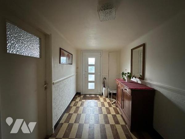À vendre - Maison mitoyenne de type bel étage de 95.54 m² située à Rosendaël, dans un secteur r...