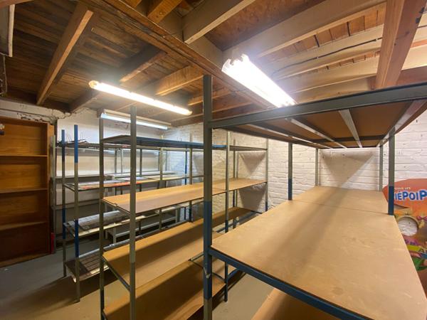 Local commercial 83m2