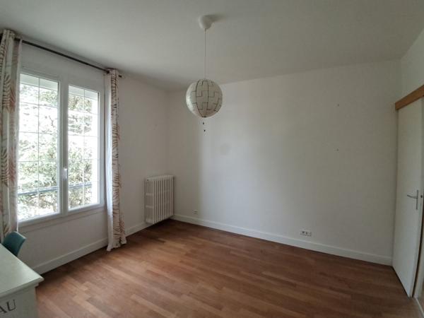 Vente Maison180 m² - 7 Pièces - AMILLY (45200)