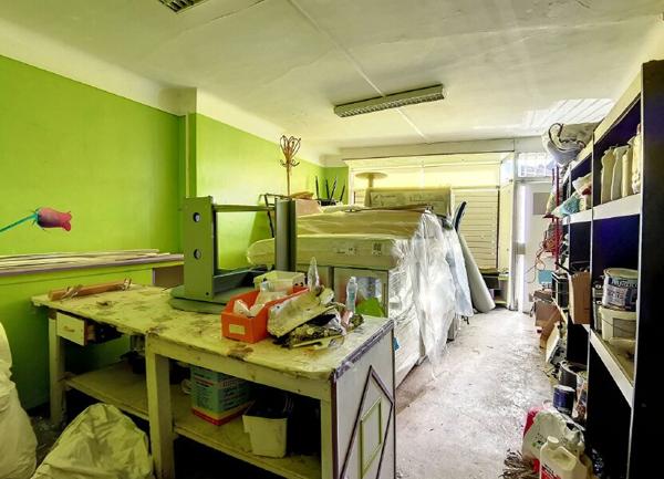 Immeuble à vendre    4 pièces •  Joinville