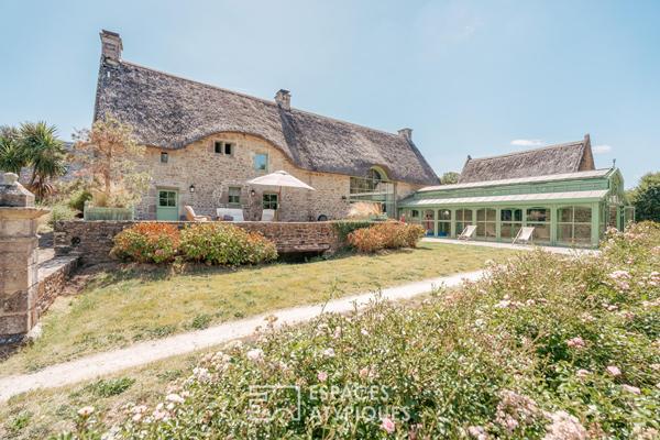 Propriété au charme intemporel avec piscine, étang et dépendance