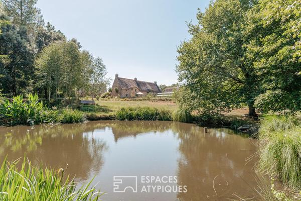 Propriété au charme intemporel avec piscine, étang et dépendance