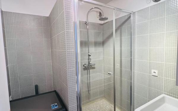 Appartement à louer    1 pièce • 10,98 m2 Montigny-le-Bretonneux