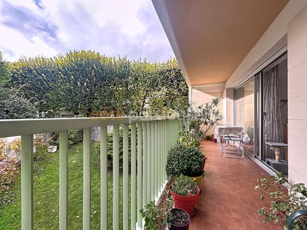 Vente Appartement87 m² - 5 Pièces - SAINT MAUR DES FOSSES (94100)