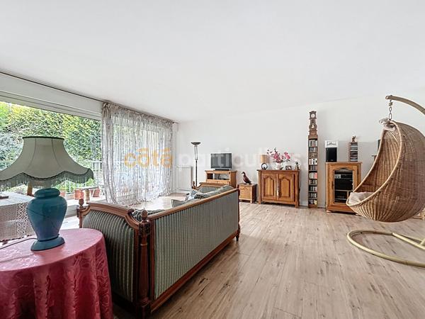 Vente Appartement87 m² - 5 Pièces - SAINT MAUR DES FOSSES (94100)