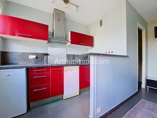 Vente                                                      Appartement
                        
                     1 pièces                      22 m2                     à Limeil-Brévannes