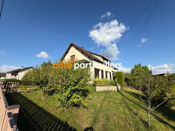 Vente Maison135 m² - 6 Pièces - ORVAL (18200)