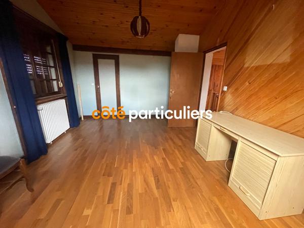 Vente Maison135 m² - 6 Pièces - ORVAL (18200)