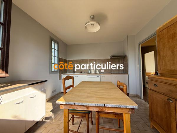 Vente Maison135 m² - 6 Pièces - ORVAL (18200)