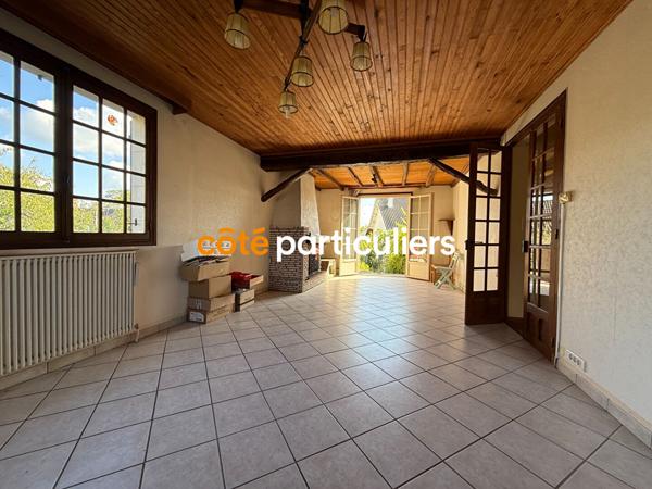 Vente Maison135 m² - 6 Pièces - ORVAL (18200)