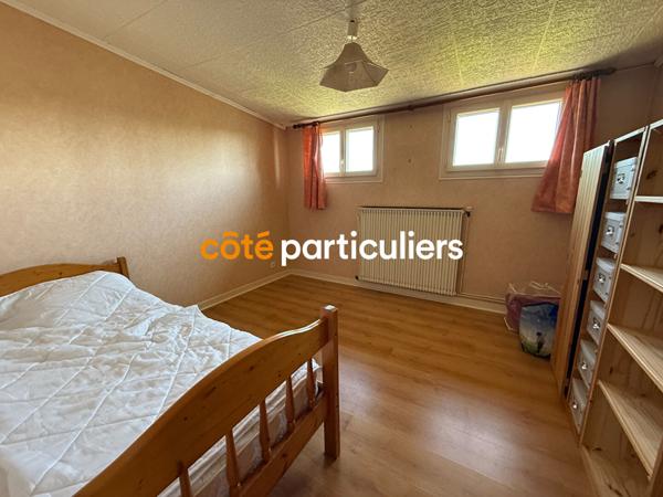 Vente Maison135 m² - 6 Pièces - ORVAL (18200)