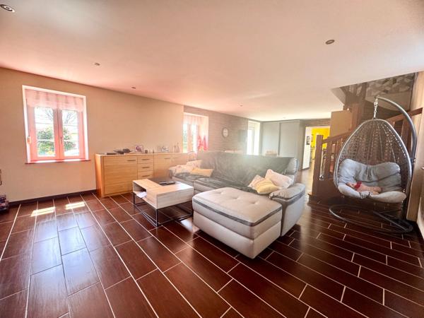 Maison en pierre à vendre 5 pièces LANNILIS (29)