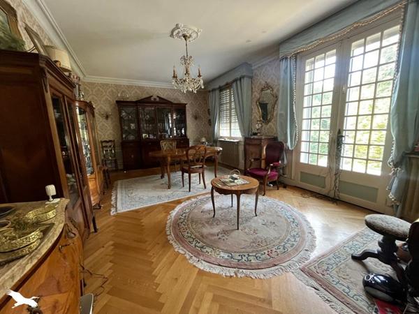 Maison à vendre 1 042 000 € Treillières 8 p 176 m² DPE F