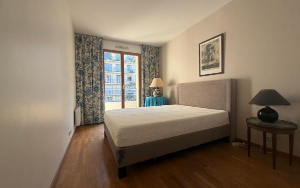 Appartement à louer    2 pièces • 50,72 m2 Vincennes