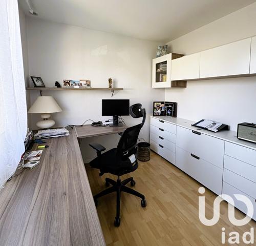 Maison 9 pièces de 183 m² à Millau (12100)