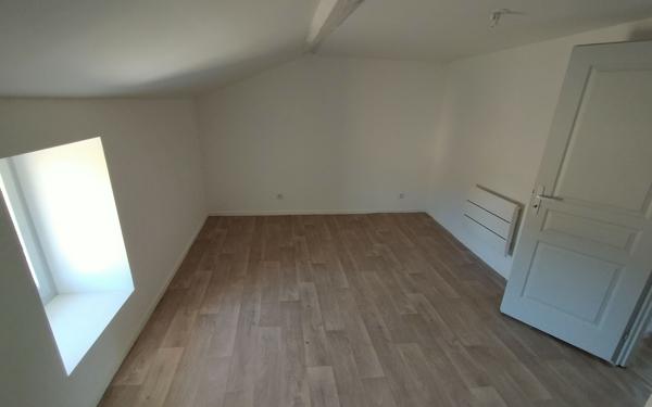 Maison à louer    4 pièces • 77,38 m2 Rilhac-Rancon