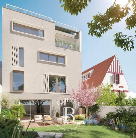 Issy-les-Moulineaux, Villa 7 Chambres -  303 m² à vendre