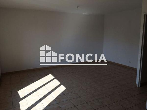 Location Maison 5 pièces 100.16 m² - 17 RUE DE BANAS Montelimar 26200