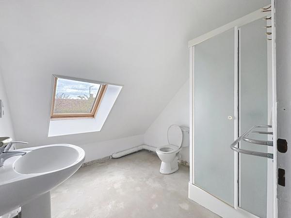 Maison à vendre 4 pièces, chambon la foret, 3 chambres, un garage