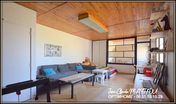 Maison traditionnelle T7 185 m2 5 chambres sur un terrain de 3500 m2