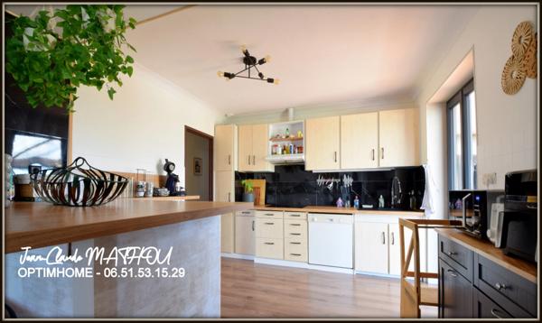 Maison traditionnelle T7 185 m2 5 chambres sur un terrain de 3500 m2