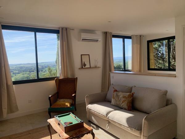 Coup de cœur absolu — Bien d'exception sur colline, vue panoramique 448 000 €