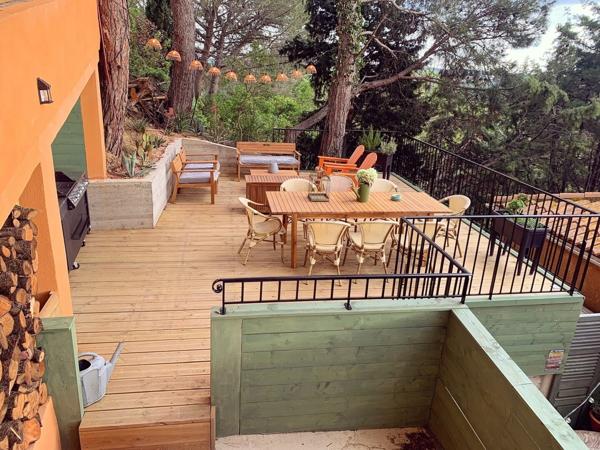 Coup de cœur absolu — Bien d'exception sur colline, vue panoramique 448 000 €