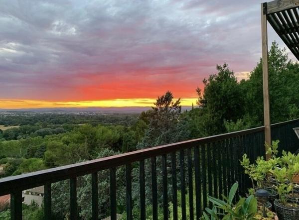Coup de cœur absolu — Bien d'exception sur colline, vue panoramique 448 000 €