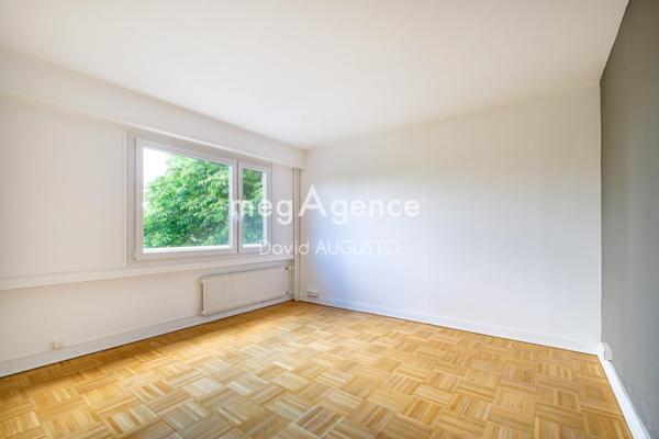 Appartement à ECULLY, 69130 - 5 pièces 120m²