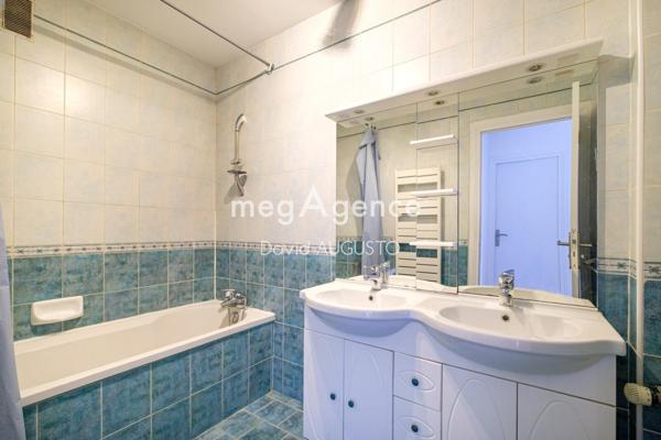 Appartement à ECULLY, 69130 - 5 pièces 120m²