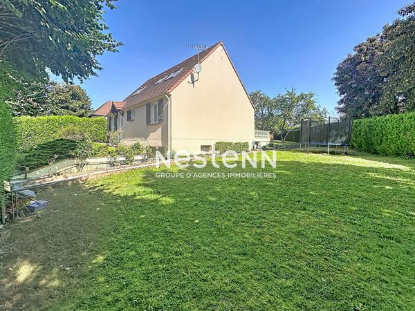 Maison coup de coeur Le Thillay 6 pièces / 4 chambres de 140 m2 avec piscine