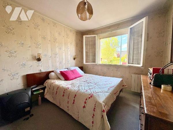 NOUVEAUTÉ ÉTUDE TRENTE-CINQ NOTAIRES

Située au coeur de la commune de Noyal-Châtillon-sur-Se...