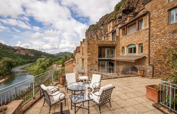 Millau, Propriété 7 Chambres -  197 m² à vendre