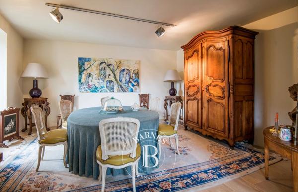 Millau, Propriété 7 Chambres -  197 m² à vendre