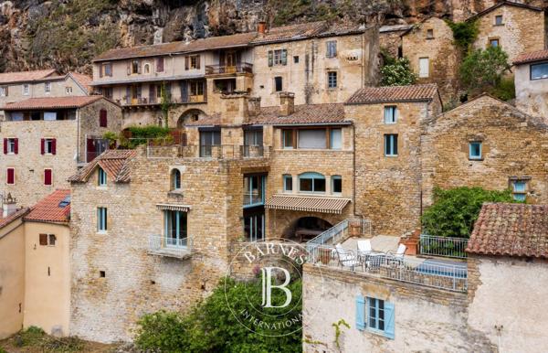Millau, Propriété 7 Chambres -  197 m² à vendre