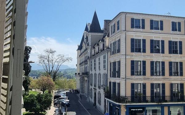 Appartement à vendre    5 pièces •  Pau
